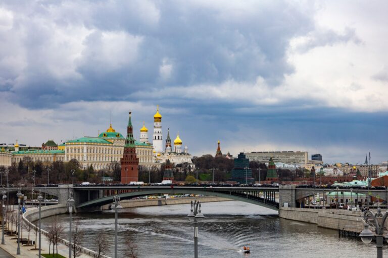 Аренда Авто с Водителем - Трансферы в России